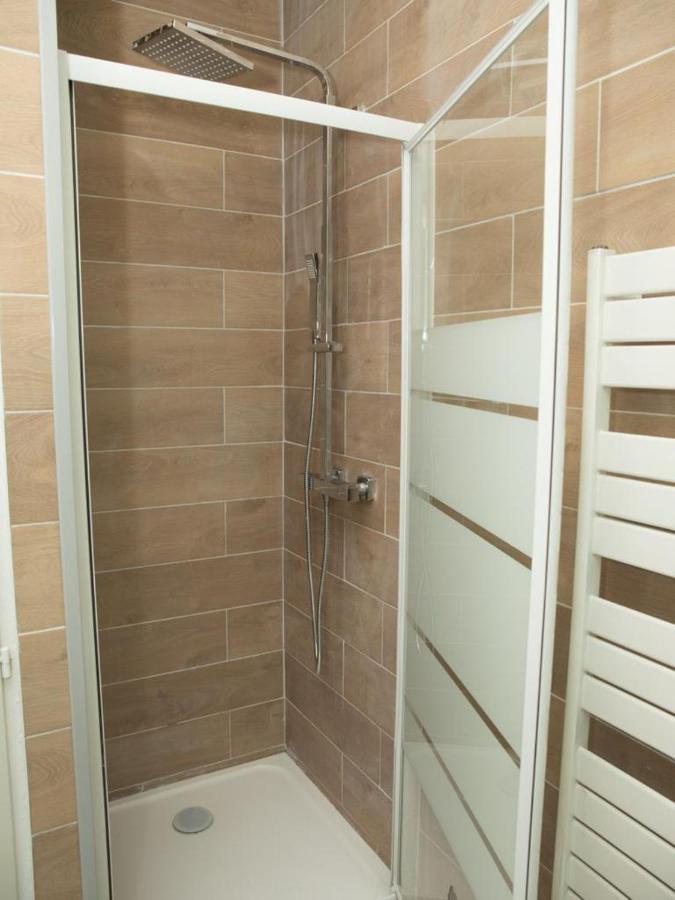 Evasion Tropicale - Studio Avec Spa, Cosy Et Renove Au Coeur De Soissons - 2 Pers Exterior photo